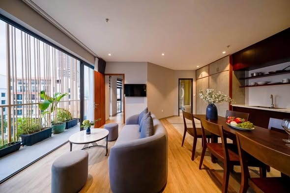 Luxury 2br Apartment, Pet-friendly - An Duong Vuong — 2BR fully furnished (photo 1)