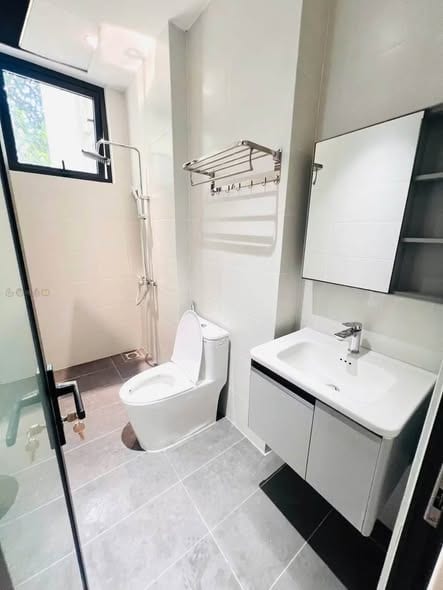 New 1br Apartment with Private Laundry - Hoa Xuan — 1BR fully furnished (photo 3)