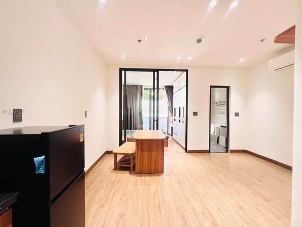 New 1br Apartment with Private Laundry - Hoa Xuan — 1BR fully furnished (photo 5)