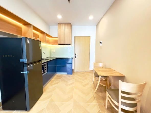 New 1br Apartment with Private Laundry - Ngu Hanh Son — 1BR fully furnished (photo 2)