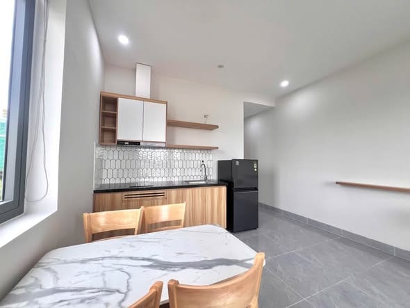 New Studio with Balcony - Hoa Xuan — Studio fully furnished (photo 2)
