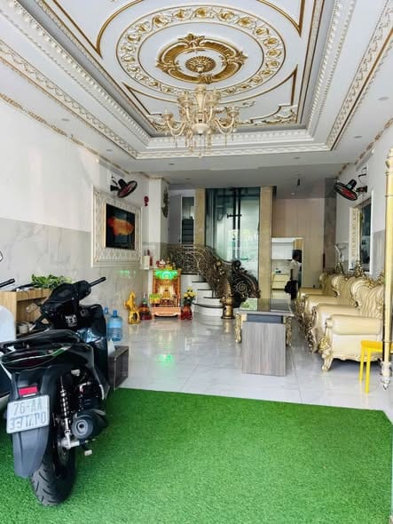 6-story Commercial Building with Elevator - Hoa Xuan — 8BR semi furnished (photo 3)