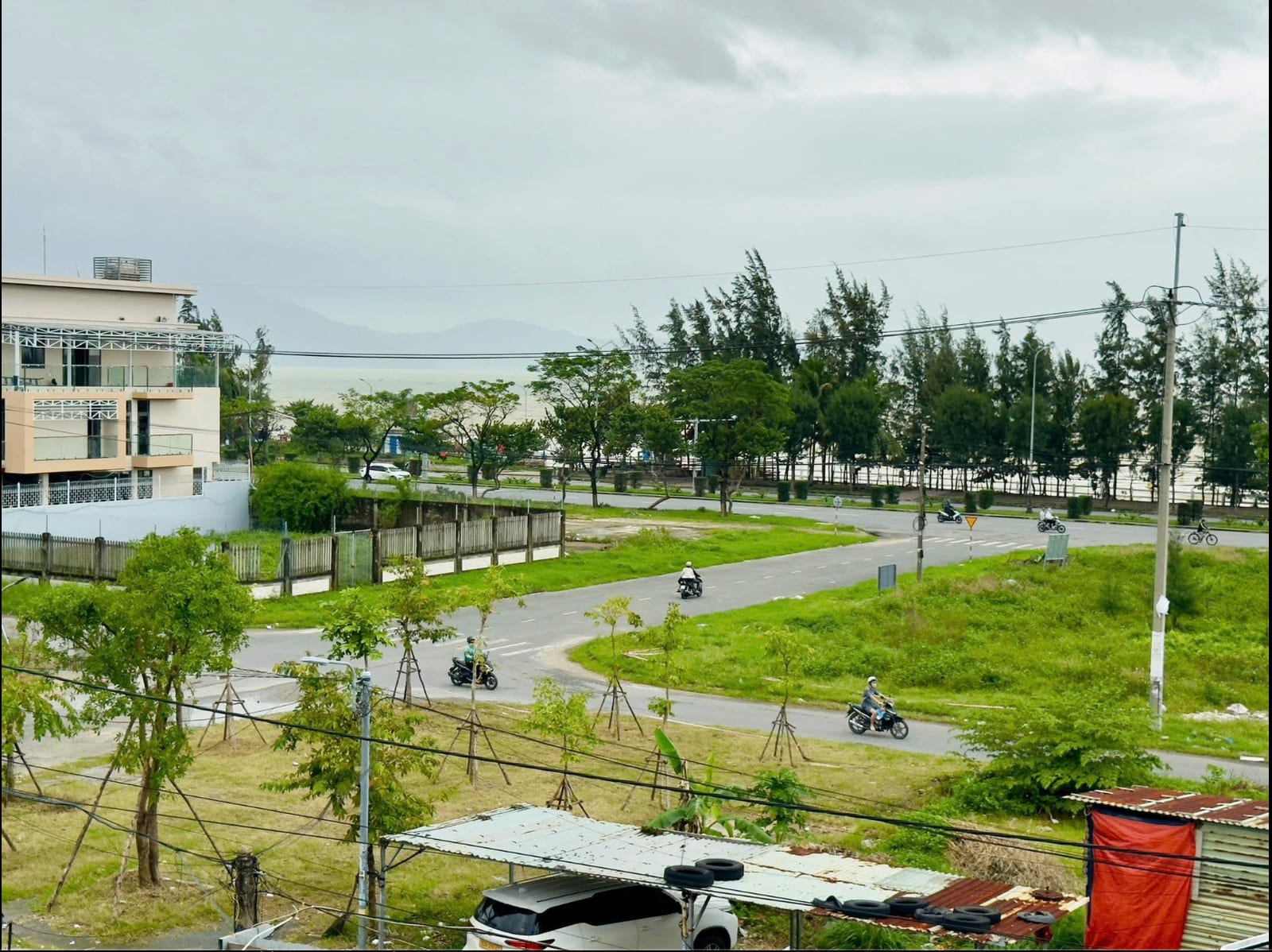 3br 3-storey House - Near Nguyen Tat Thanh Beach — 3BR fully furnished (photo 4)
