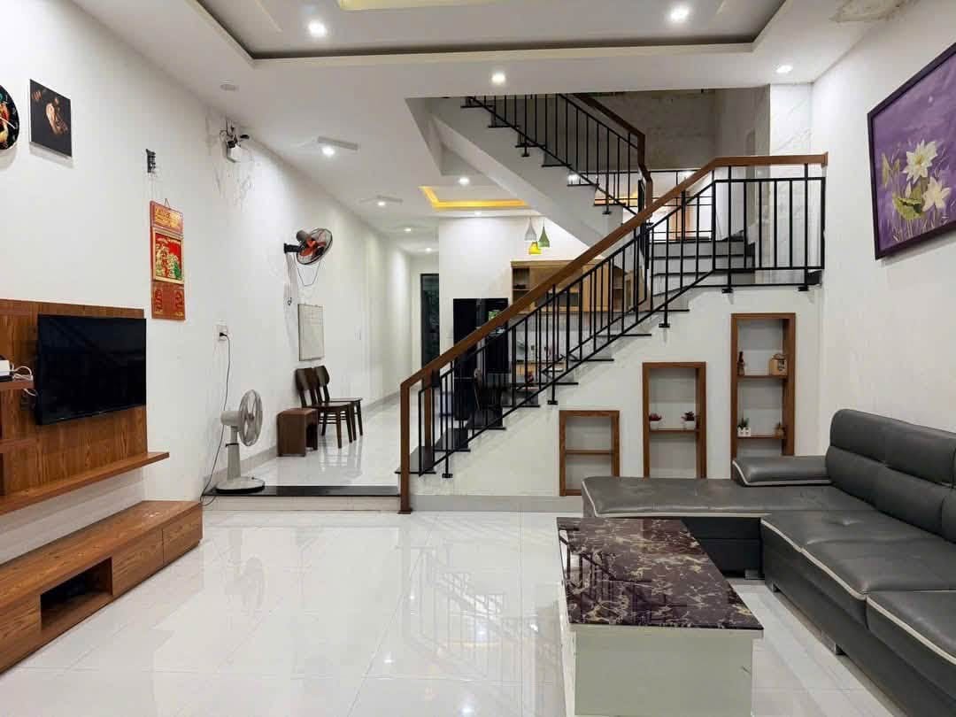 3br Townhouse with Garden and Garage - Hoa Xuan, Cam Le — 3BR fully furnished (photo 1)