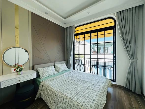 4br House in Hai Chau, Near Market — 4BR fully furnished (photo 2)