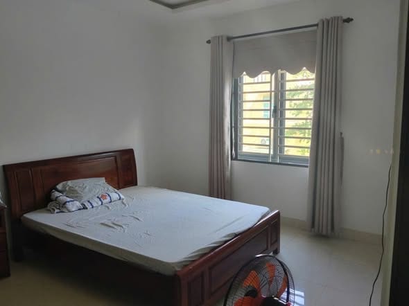 Spacious 5br Townhouse, Fully Furnished - Ngu Hanh Son — 5BR fully furnished (photo 4)
