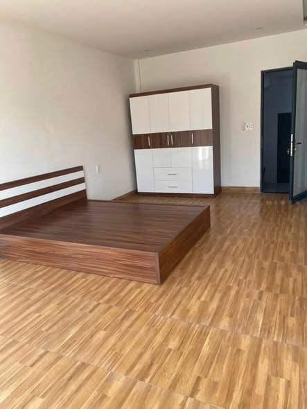 Spacious 5br Townhouse, Fully Furnished - Ngu Hanh Son — 5BR fully furnished (photo 5)