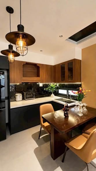 3br Fully Furnished House - Tran Cao Van — 3BR fully furnished (photo 2)