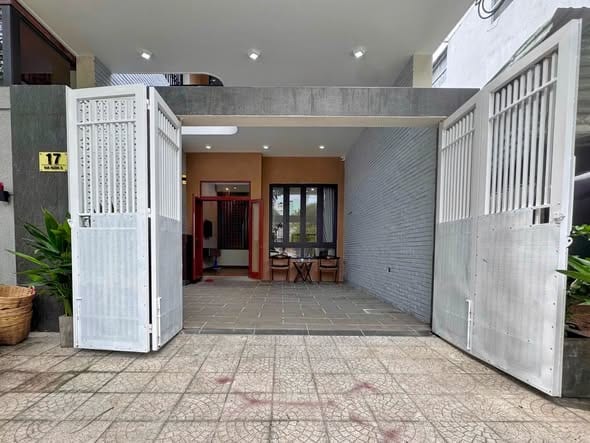 Spacious 3br Townhouse with Park View - Da Man, Ngu Hanh Son — 3BR fully furnished (photo 3)