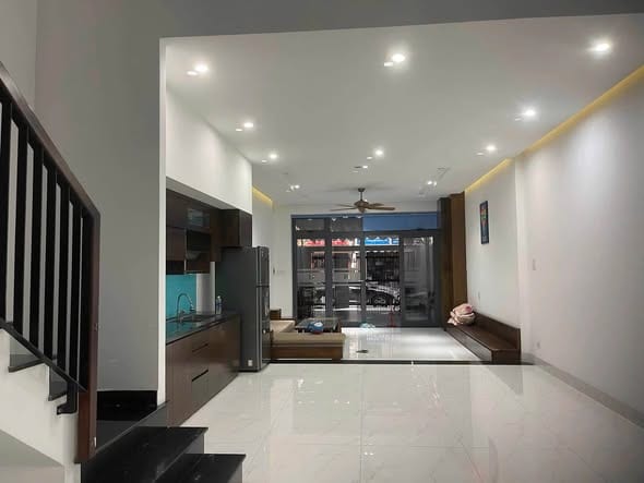 Spacious 5br Townhouse with Full Furniture - Ngu Hanh Son — 5BR fully furnished (photo 7)