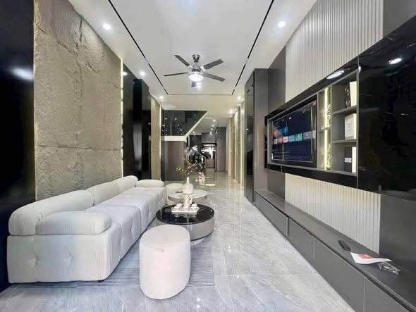 3-story Townhouse with 3br, Fully Furnished - Thanh Khe — 3BR fully furnished (photo 2)