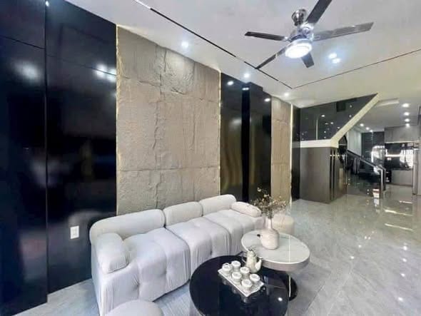 3-story Townhouse with 3br, Fully Furnished - Thanh Khe — 3BR fully furnished (photo 1)
