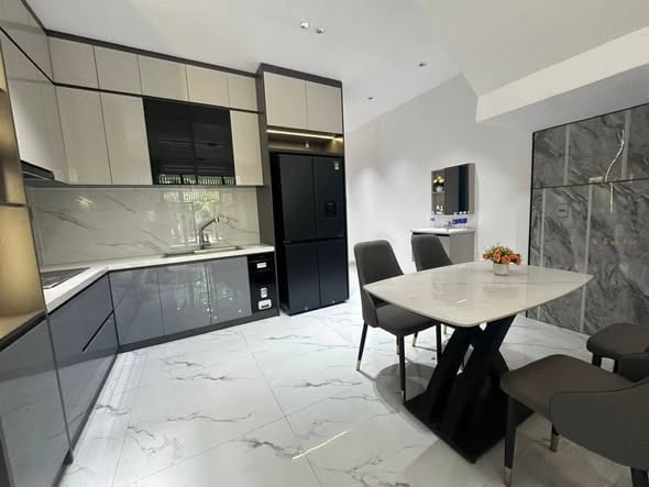 4br Townhouse, 3 Floors - Hoa Khanh, Da Nang — 4BR fully furnished (photo 3)