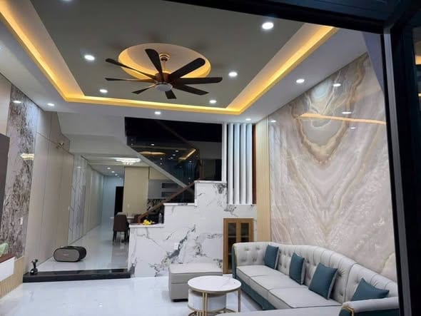 3br Townhouse with Modern Amenities - Hoa Xuan — 3BR fully furnished (photo 2)