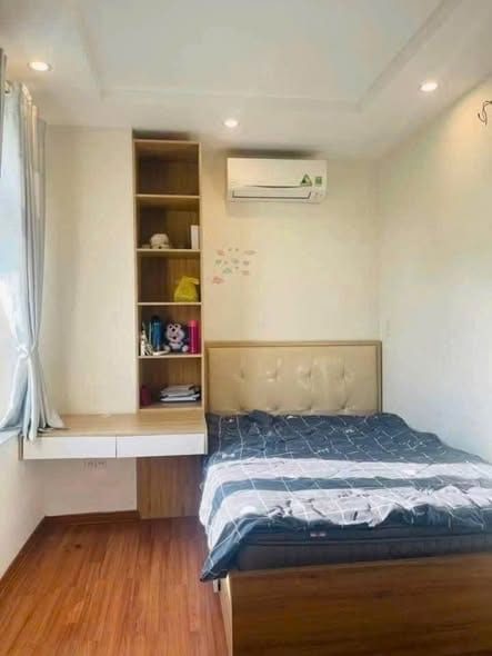 3br Townhouse with Mezzanine, Full Furniture - Nguyen Huu Tho — 3BR fully furnished (photo 3)