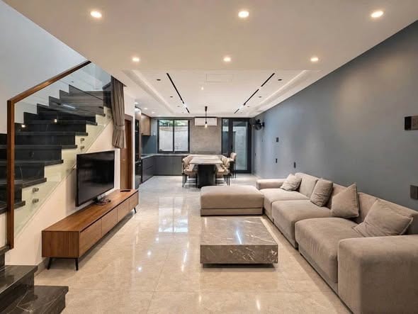 Luxury 3br House with Pool & Gym - Ngu Hanh Son — 3BR fully furnished (photo 3)