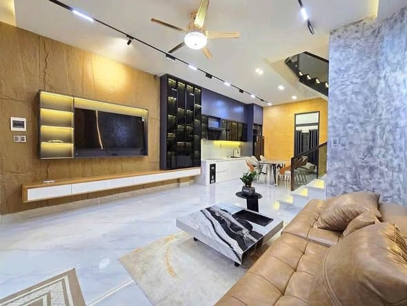 3-story 3br House - Hoa Minh — 3BR fully furnished (photo 2)