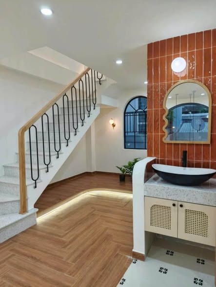 Spacious 4br 3-story House, Fully Furnished — 4BR fully furnished (photo 5)