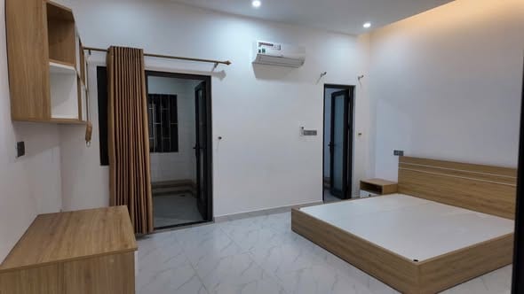 4br Townhouse High-end Furnishings - Hoa Xuan — 4BR fully furnished (photo 5)