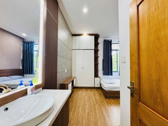 Spacious 2br House with 3 Baths - Hoa Minh — 2BR semi furnished (photo 5)