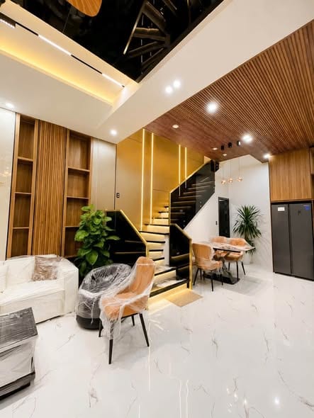 4br Furnished House Near Nguyen Tat Thanh Beach — 4BR fully furnished (photo 3)