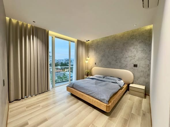 4br Townhouse with Rooftop Bbq - Nam Viet A — 4BR fully furnished (photo 4)