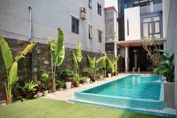 Luxury 6br Villa with Pool and Garden - Ho Xuan Huong — 6BR fully furnished (photo 1)