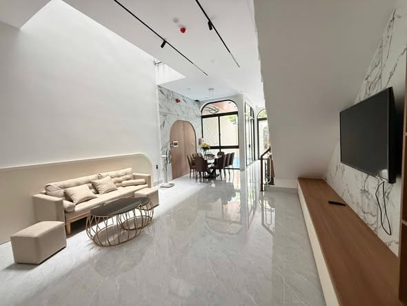 Modern 4br Villa for Rent - Nam Viet a Area — 4BR unfurnished (photo 1)