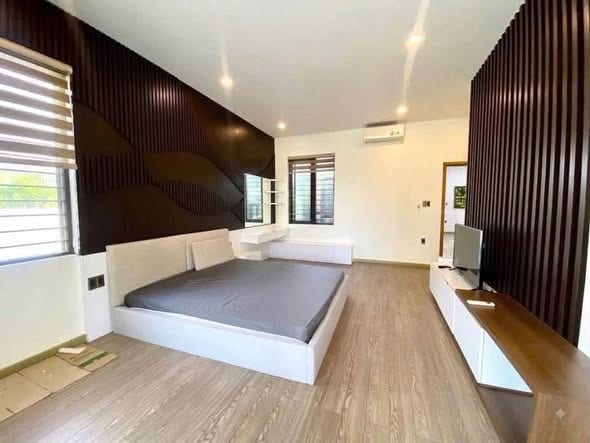 Luxury 4br Villa with Garden - Ngu Hanh Son — 4BR fully furnished (photo 5)