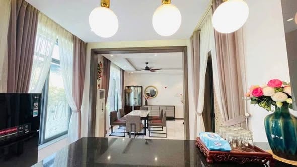 Luxury 4br Villa with Garden - Euro Villa 1 — 4BR fully furnished (photo 5)